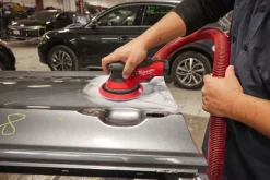 Akkuepäkeskohiomakone