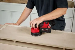 Akkuepäkeskohiomakone