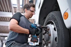 Akkuiskumutterinväännin