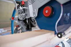 Akkukatkaisu- ja jiirisaha