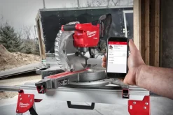 Akkukatkaisu- ja jiirisaha