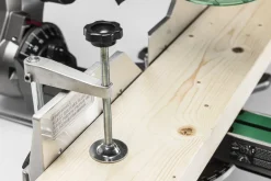 Akkukatkaisu- ja jiirisaha