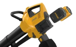 Akkulehtipuhallin/-imuri