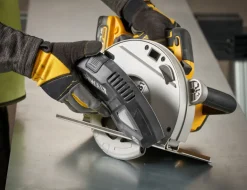 Akkumetallipyörösaha