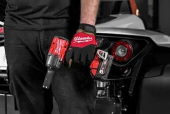 Akkumutterinväännin