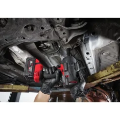 Akkumutterinväännin