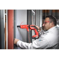 Automaattiruuvinväännin