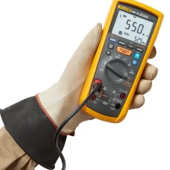 Eristysvastusyleismittari