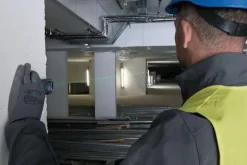 Laseretäisyysmittalaite