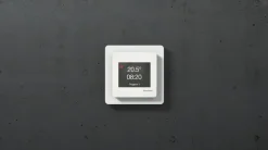 Lattialämmitystermostaatti