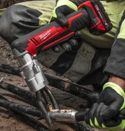 M18™ -momenttiruuvinväännin