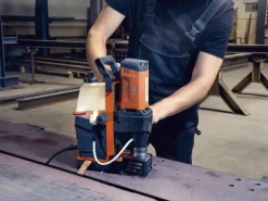 Magneettikeernaporakone