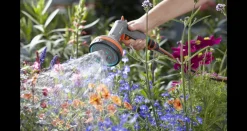 Monitoiminen kastelupistooli