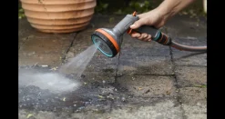 Monitoiminen kastelupistooli