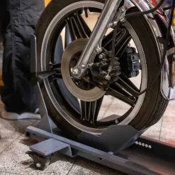 Moottoripyörän siirtoalusta