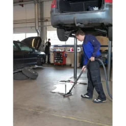 Märkä- ja kuivaimuri