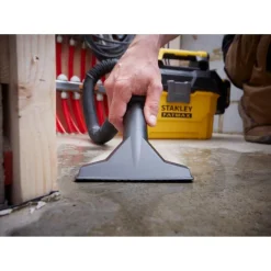 Märkä- ja kuivaimuri