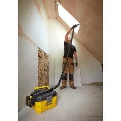 Märkä- ja kuivaimuri