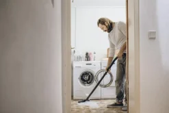 Märkä- ja kuivaimuri