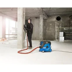 Märkä- ja kuivaimuri