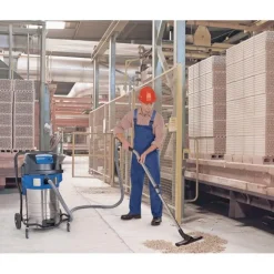 Märkä- ja kuivaimuri