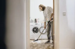 Märkä- ja kuivaimuri