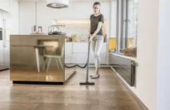 Märkä- ja kuivaimuri