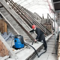 Märkä- ja kuivaimuri