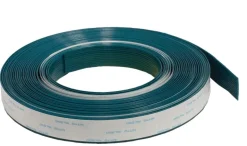 Ohjauskiskon liukuteippi