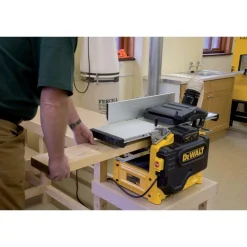 Oiko- ja tasohöylä