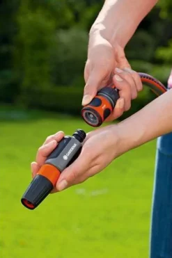 Pika-/sulkuliitinsarja