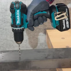 Porakone-ruuvinväännin