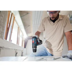 Porakone-ruuvinväännin