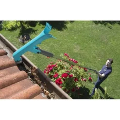 Räystäskourun puhdistaja