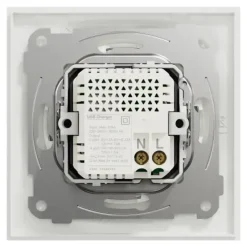 USB-latauspistorasia