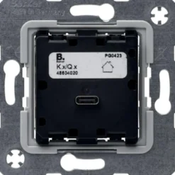 USB-latauspistorasia